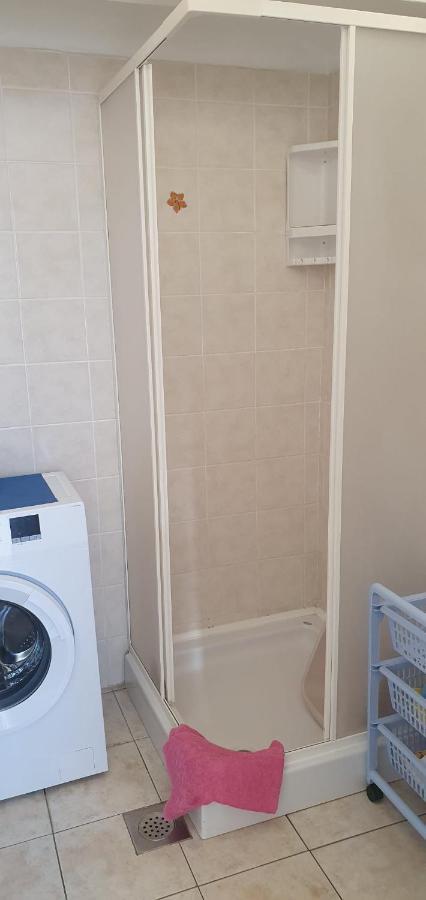 Apartmani Sonia Njivice Exteriér fotografie