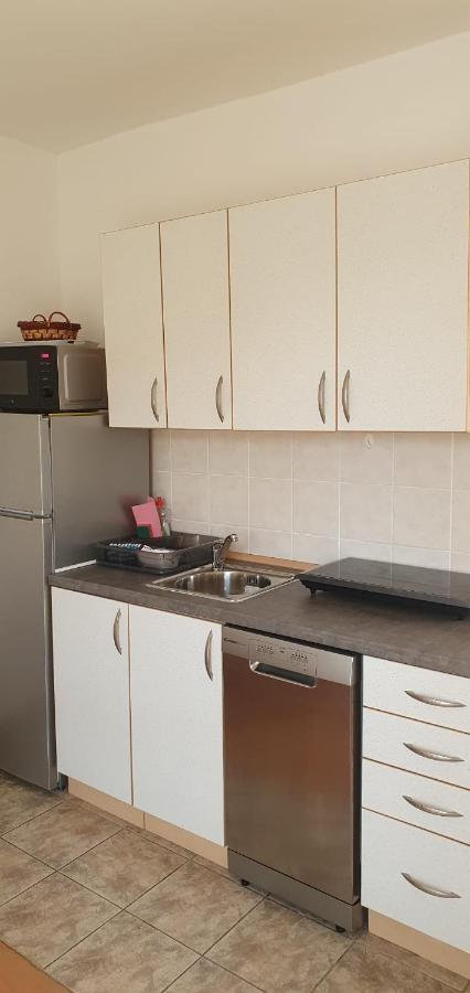 Apartmani Sonia Njivice Exteriér fotografie